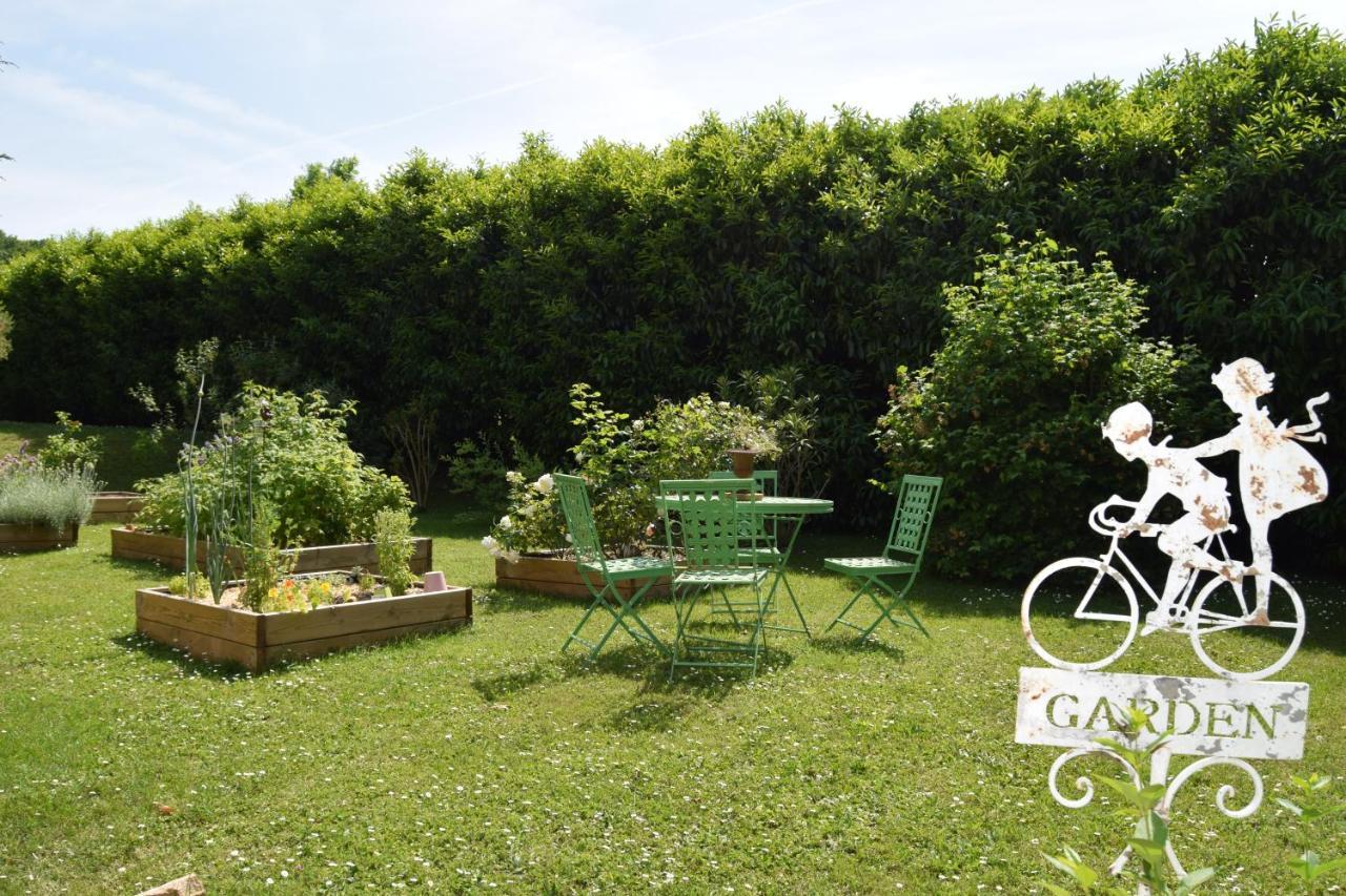 La Rocheliere Bed & Breakfast Bresse-sur-Grosne Ngoại thất bức ảnh
